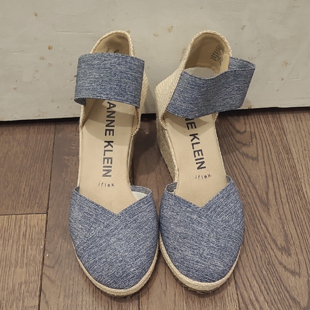 Anne Klein Blue Espadrille Wedges Size 6